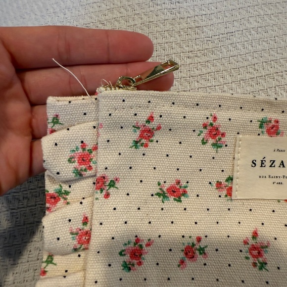 Sezane Pouch - Picture 3 of 3